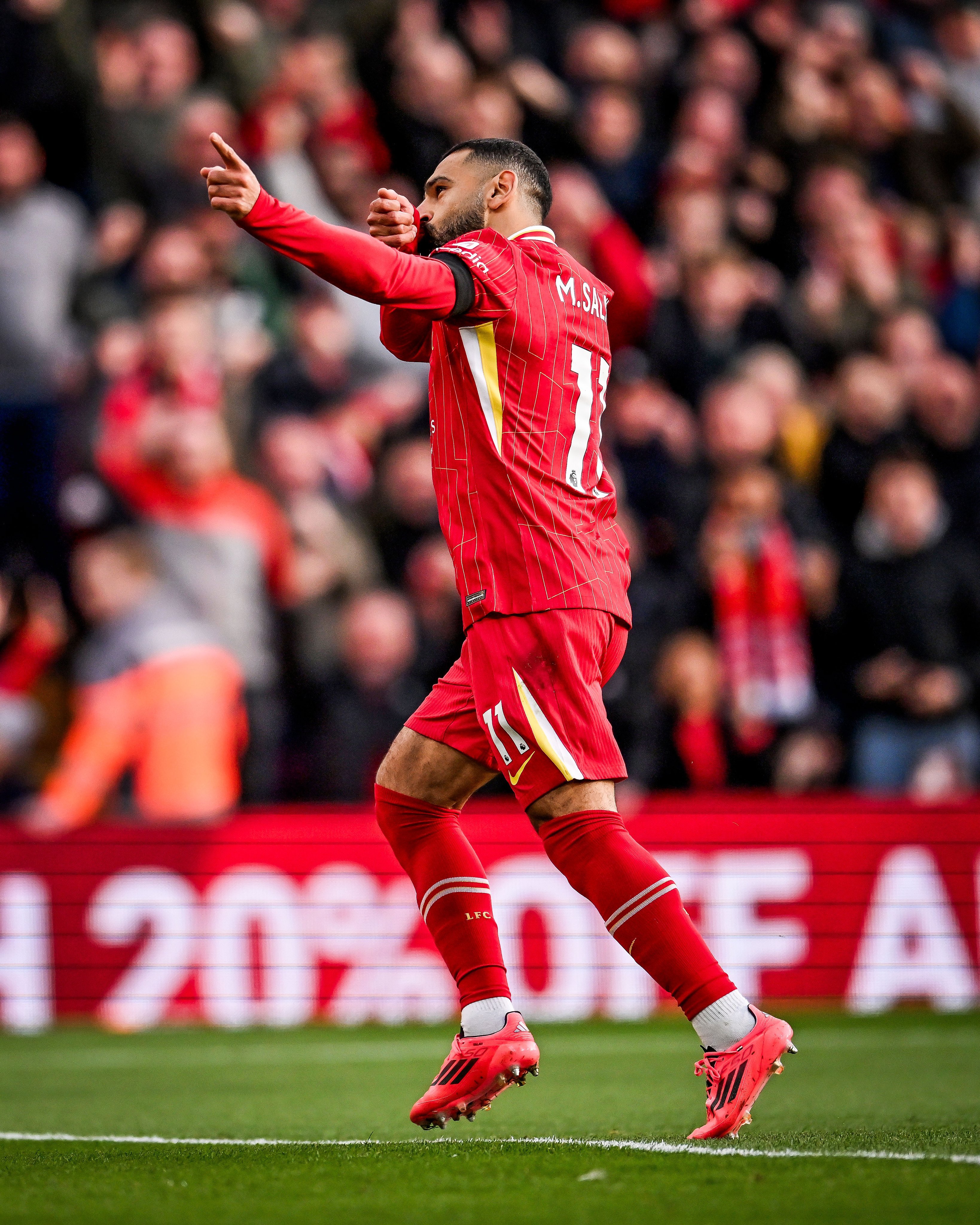 切尔西碾压利物浦,基米希带队取胜 切尔西碾压利物浦,基米希带队取胜