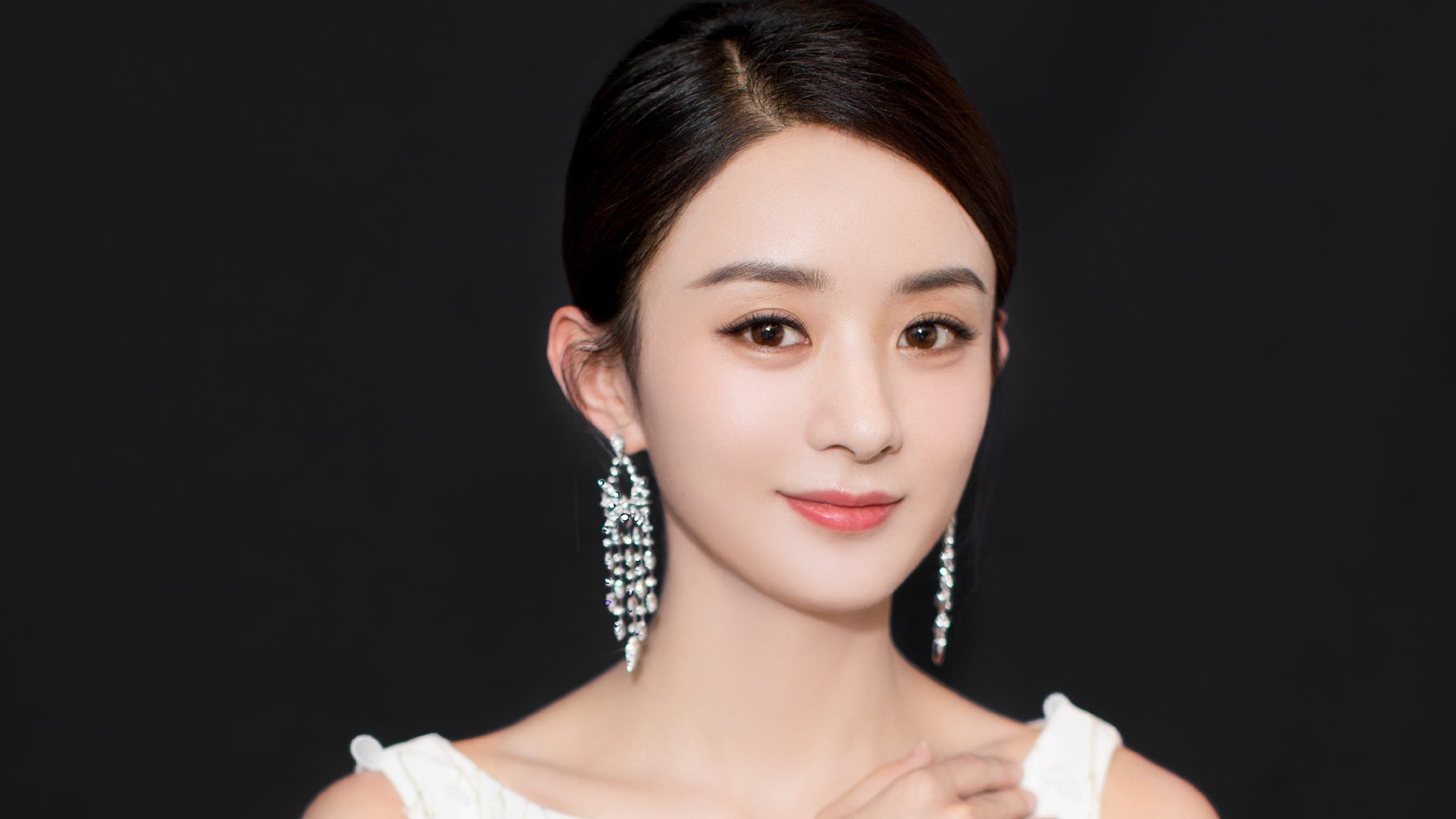 钢铁洪流碾碎巨鹿,浓眉的制胜之夜不只是数据