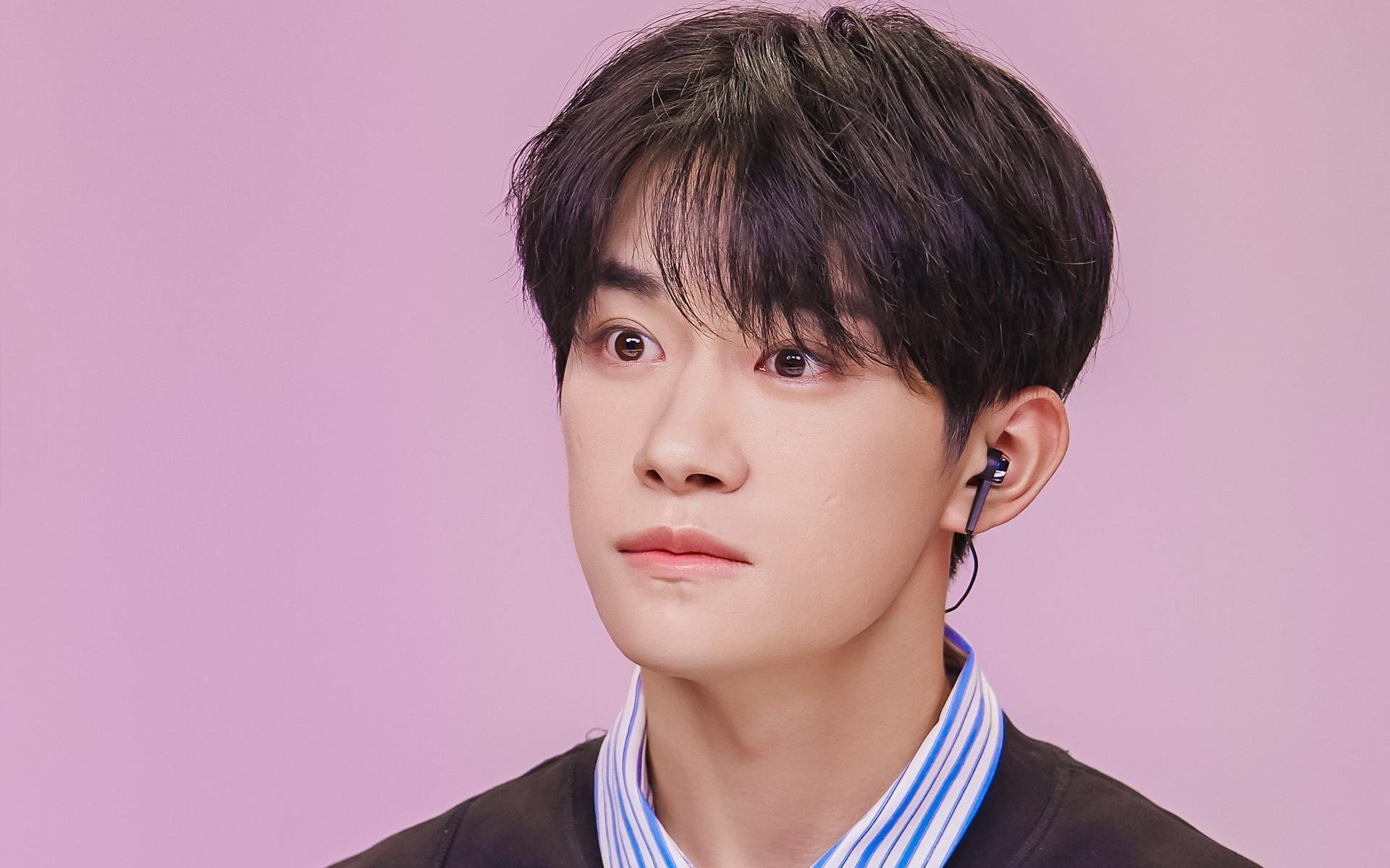 引擎轰鸣与篮筐震颤,当F1争冠悬念注入活塞独行侠的终极对决